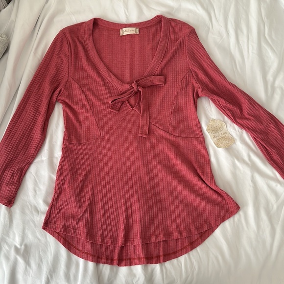 NWT Altar'd State Marsala Long Sleeve Bow Top Size Large - Picture 2 of 6